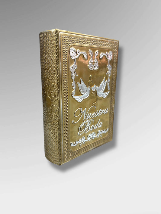 Biblia de boda chica de repujado modelo nuestra boda