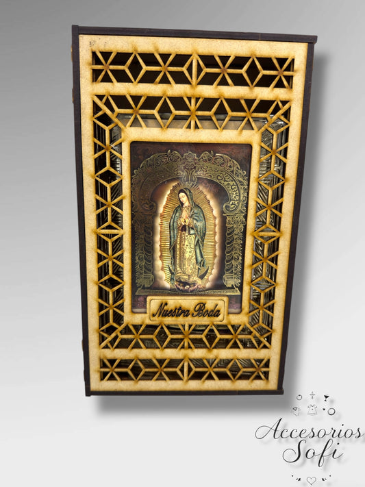 Biblia de Boda con Virgen de Guadalupe y Estuche Repujado en Madera