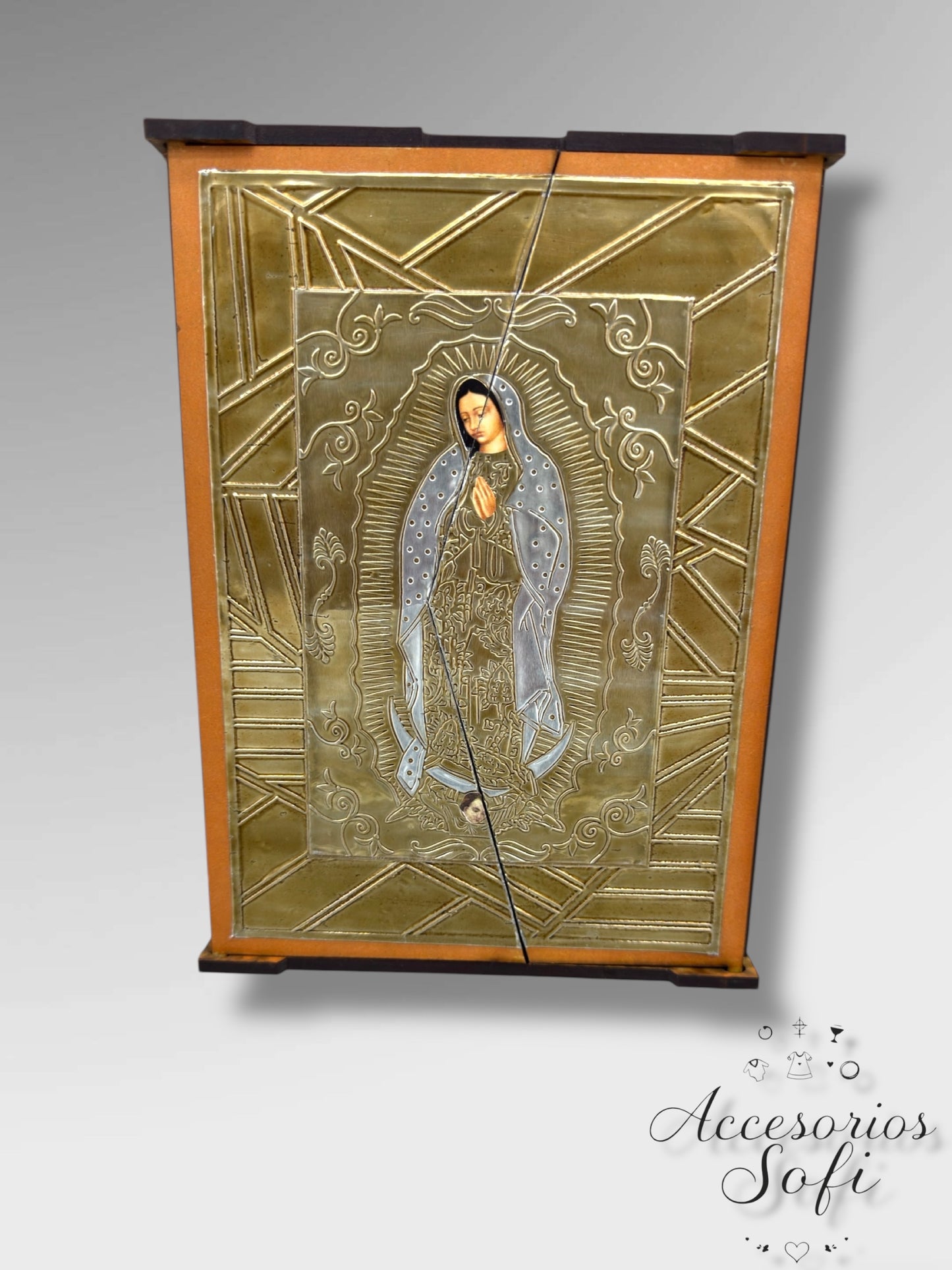 Biblia de boda con imagen de la virgen de Guadalupe y estuche de madera